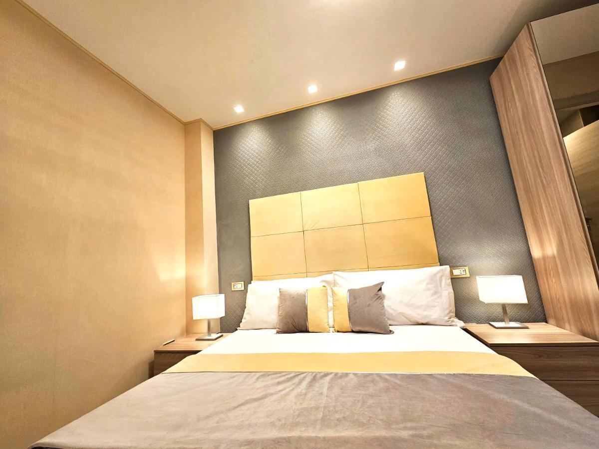 Astoria Supreme - Modern Boutique Suites Lecce Exteriér fotografie