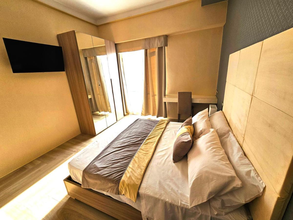 Astoria Supreme - Modern Boutique Suites Lecce Exteriér fotografie